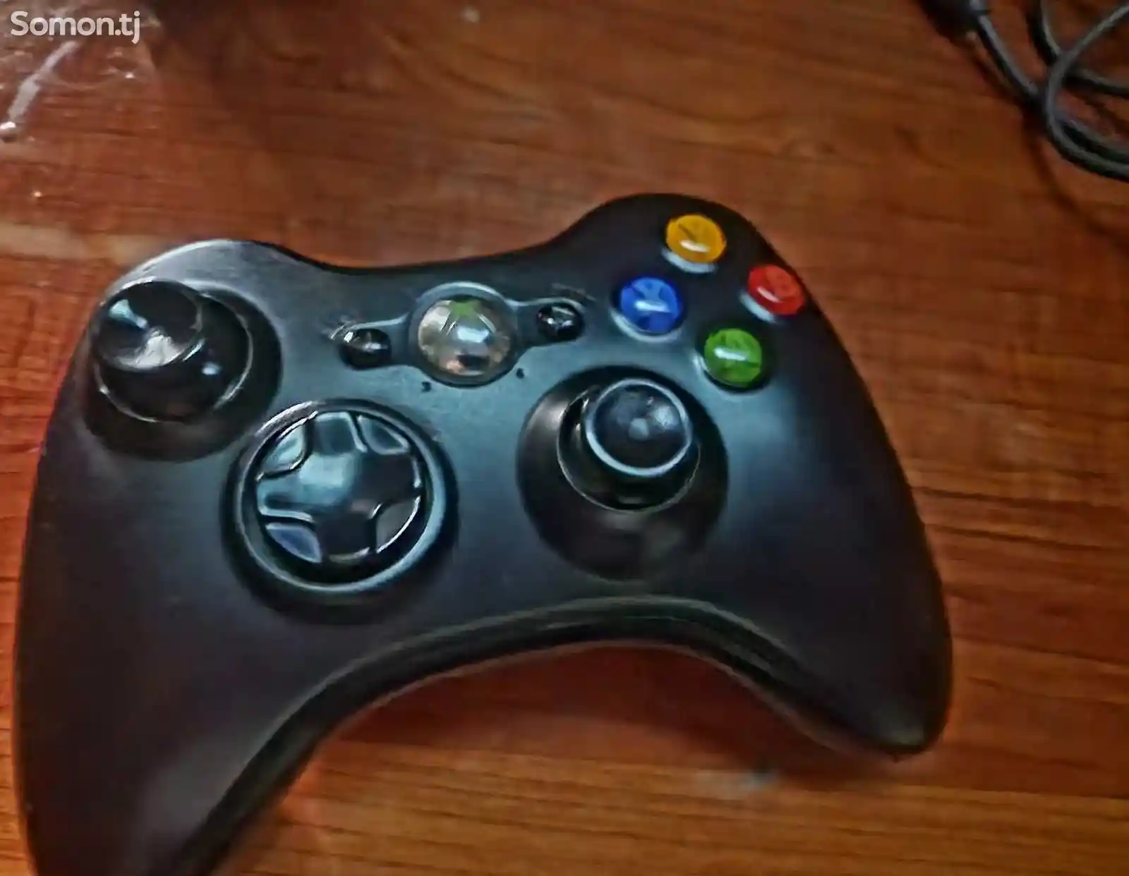 Игровая приставка Xbox 360e-3