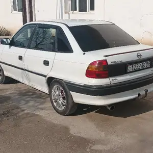 Opel Astra F, 1995