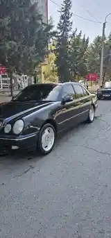 Mercedes-Benz E class, 2000-6