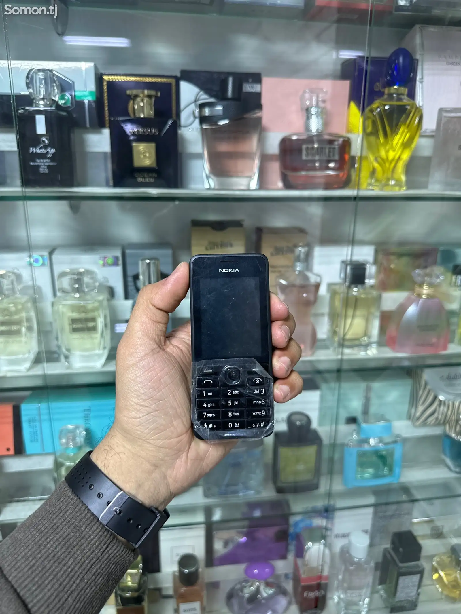 Телефон Nokia-1