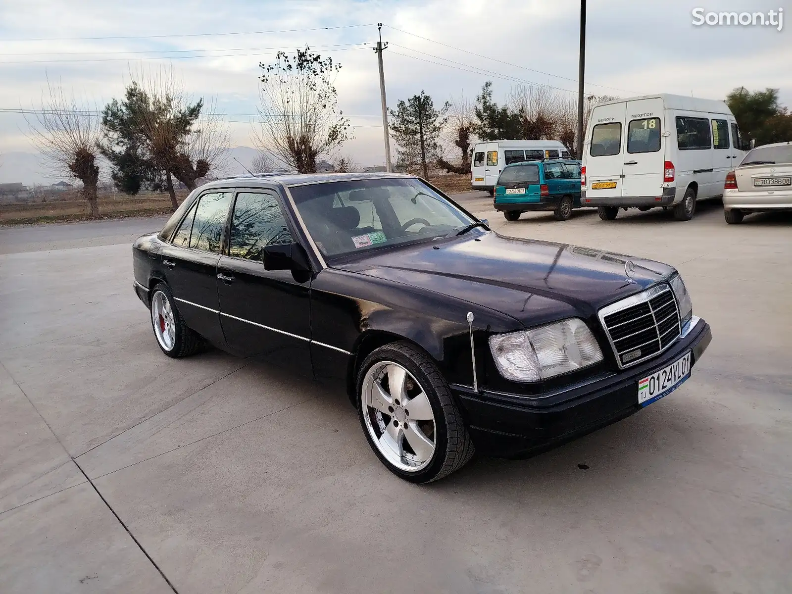 Mercedes-Benz W124, 1988-1