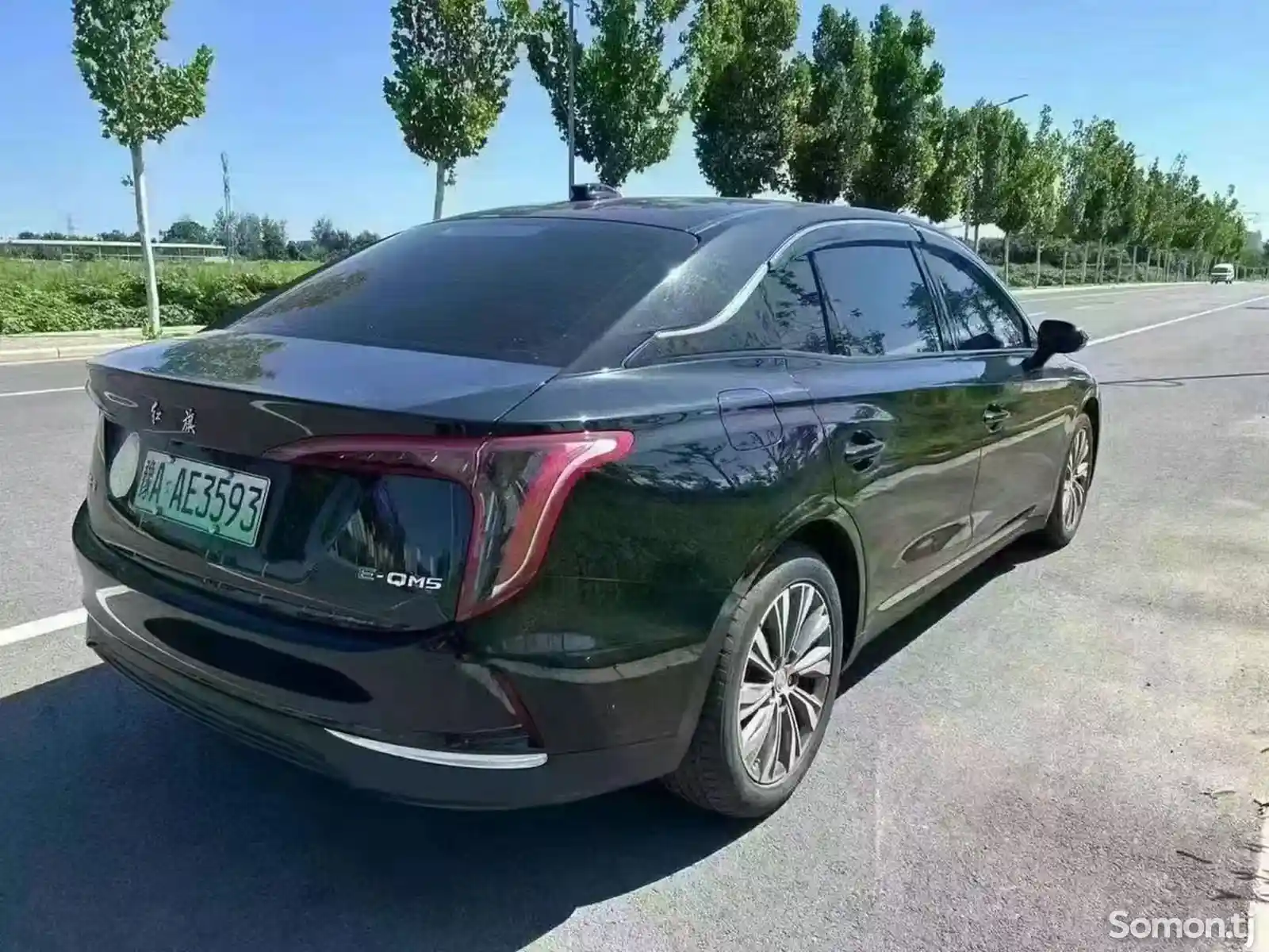 Hongqi E-QM5, 2023-4