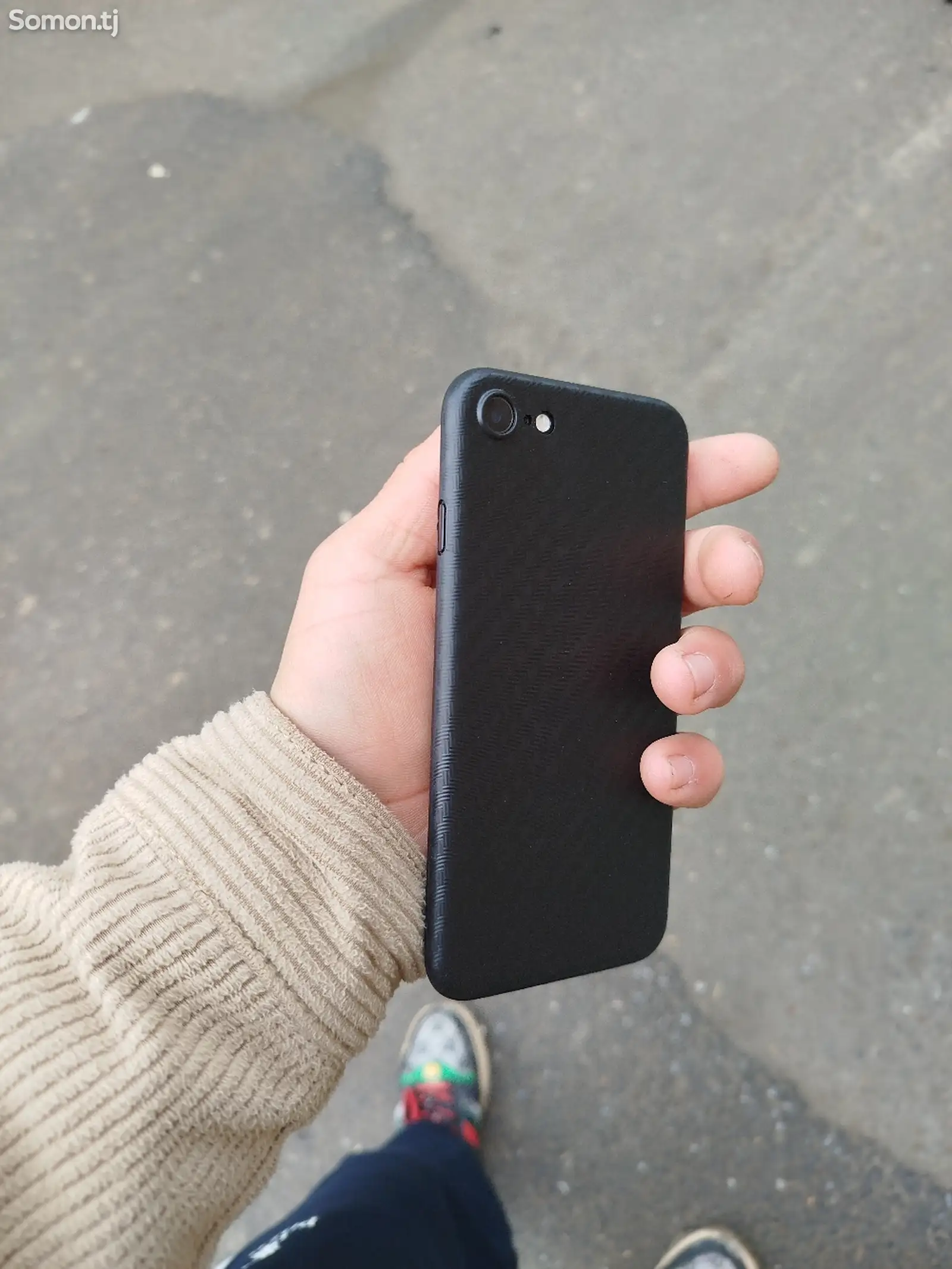 Apple iPhone 7, 64 gb-1