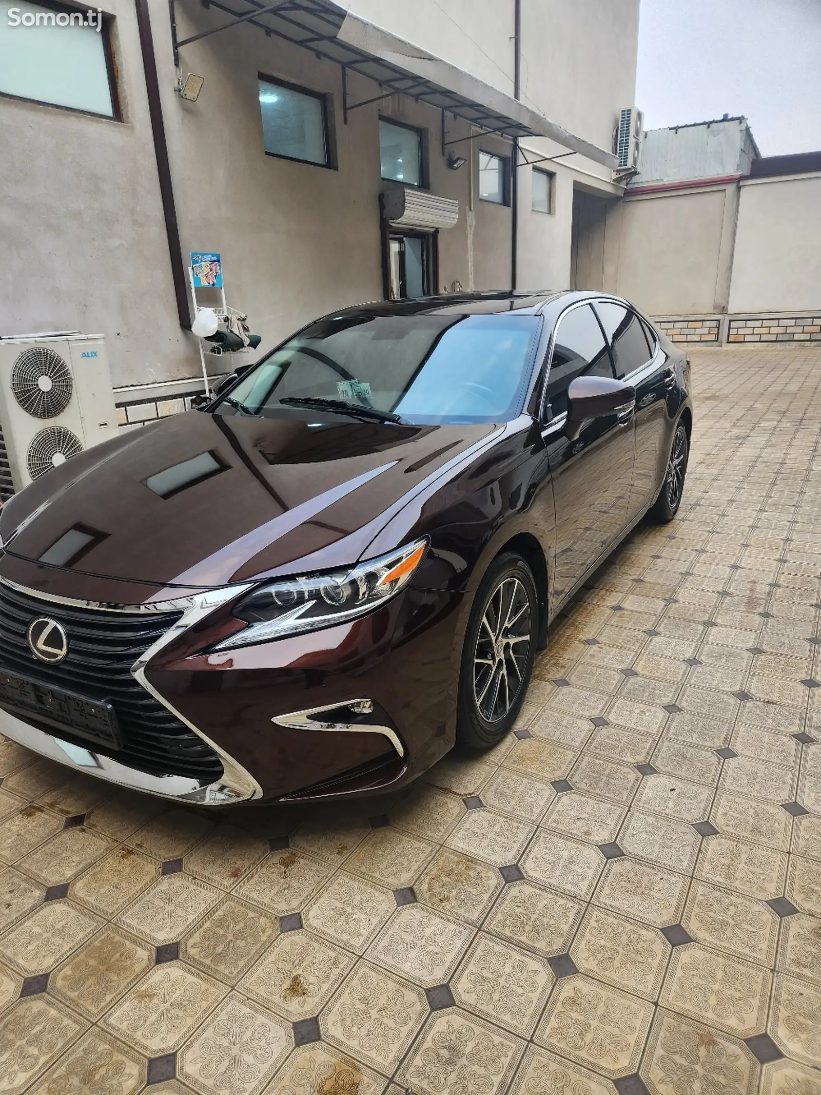 Lexus ES series, 2017-1