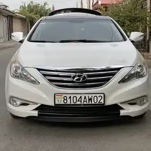 Hyundai Sonata, 2013