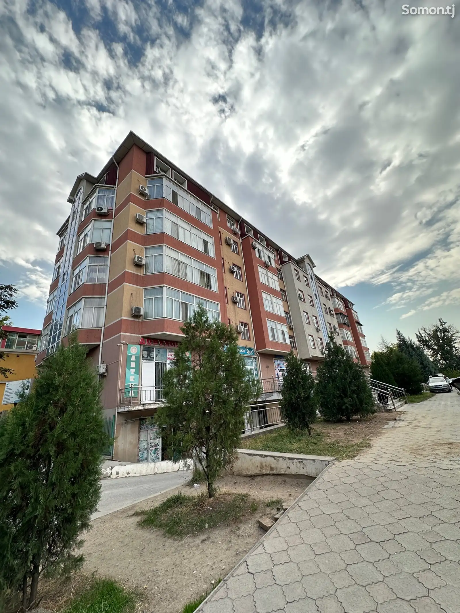 2-комн. квартира, 2 этаж, 68м², Маяковский-9