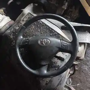 Руль от Toyota Corolla verso