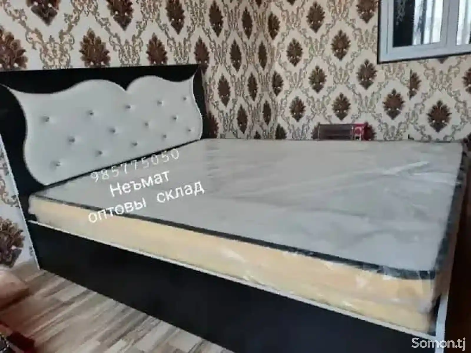 Двуспальная кровать-11