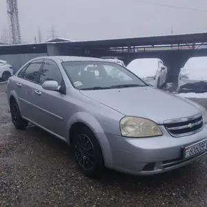 Chevrolet Lacetti, 2005