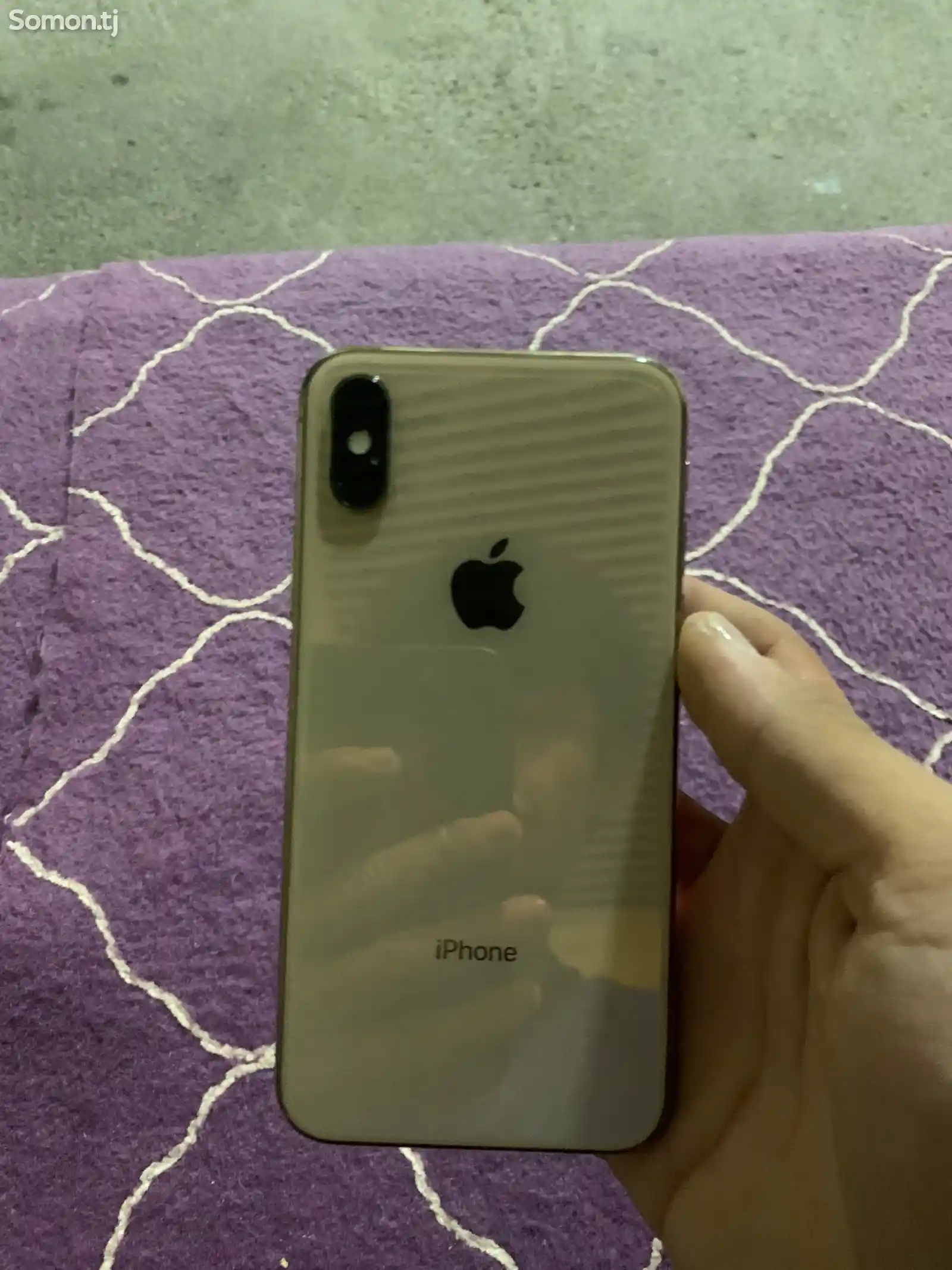 Apple iPhone Xs, 64 gb, Gold-1