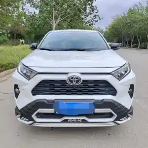 Toyota RAV 4, 2023