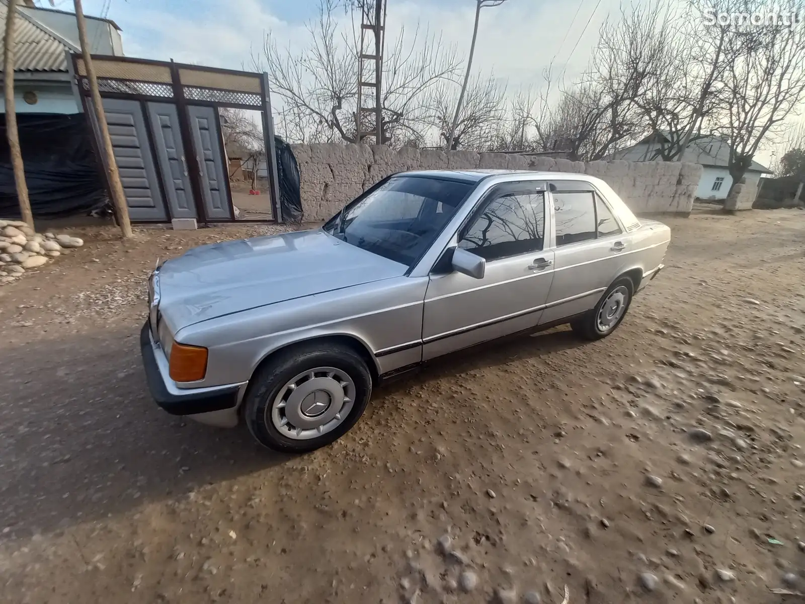 Mercedes-Benz W124, 1988-1