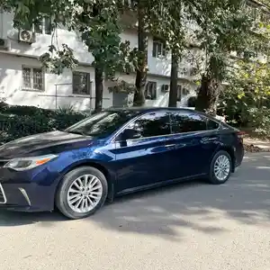 Toyota Avalon, 2013