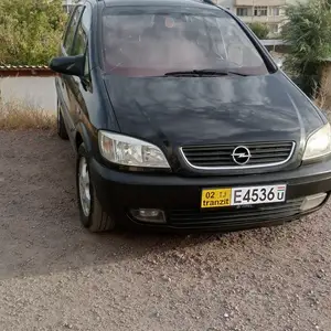 Opel Zafira, 2000