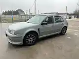 Volkswagen Golf, 2001-5