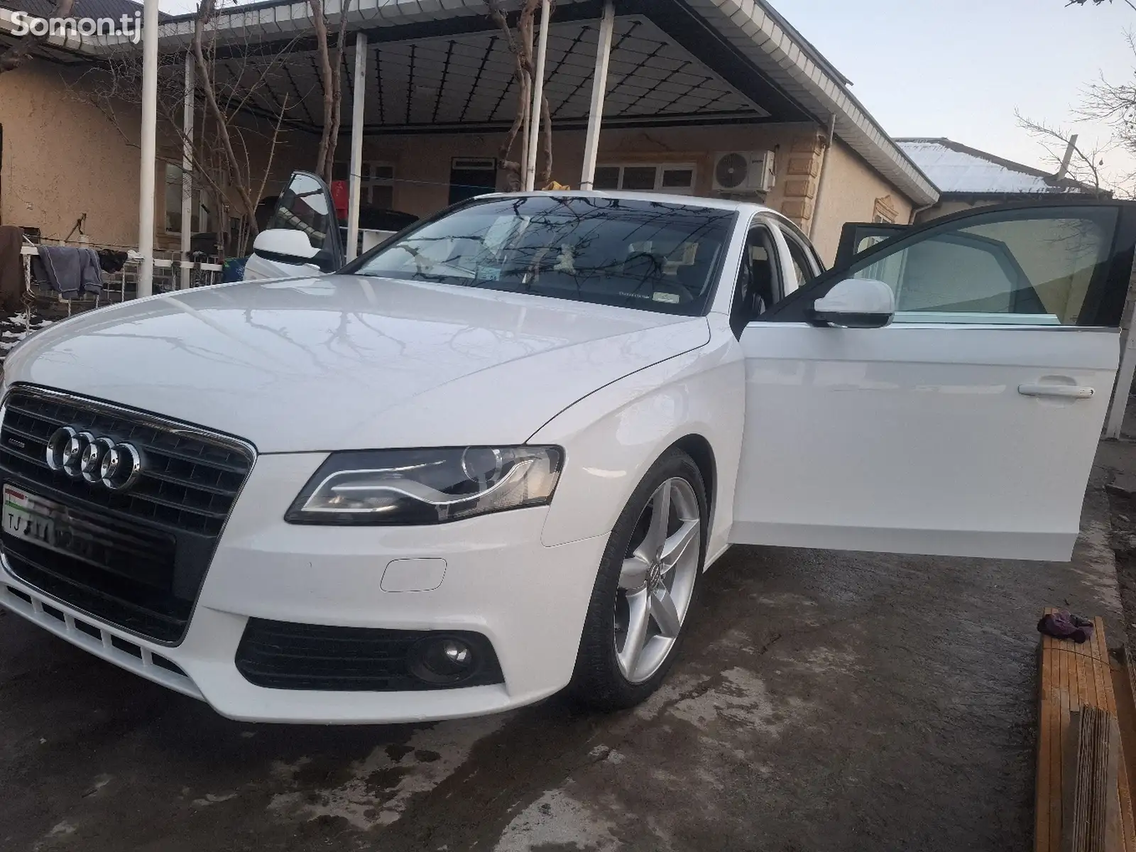 Audi A4, 2010-1