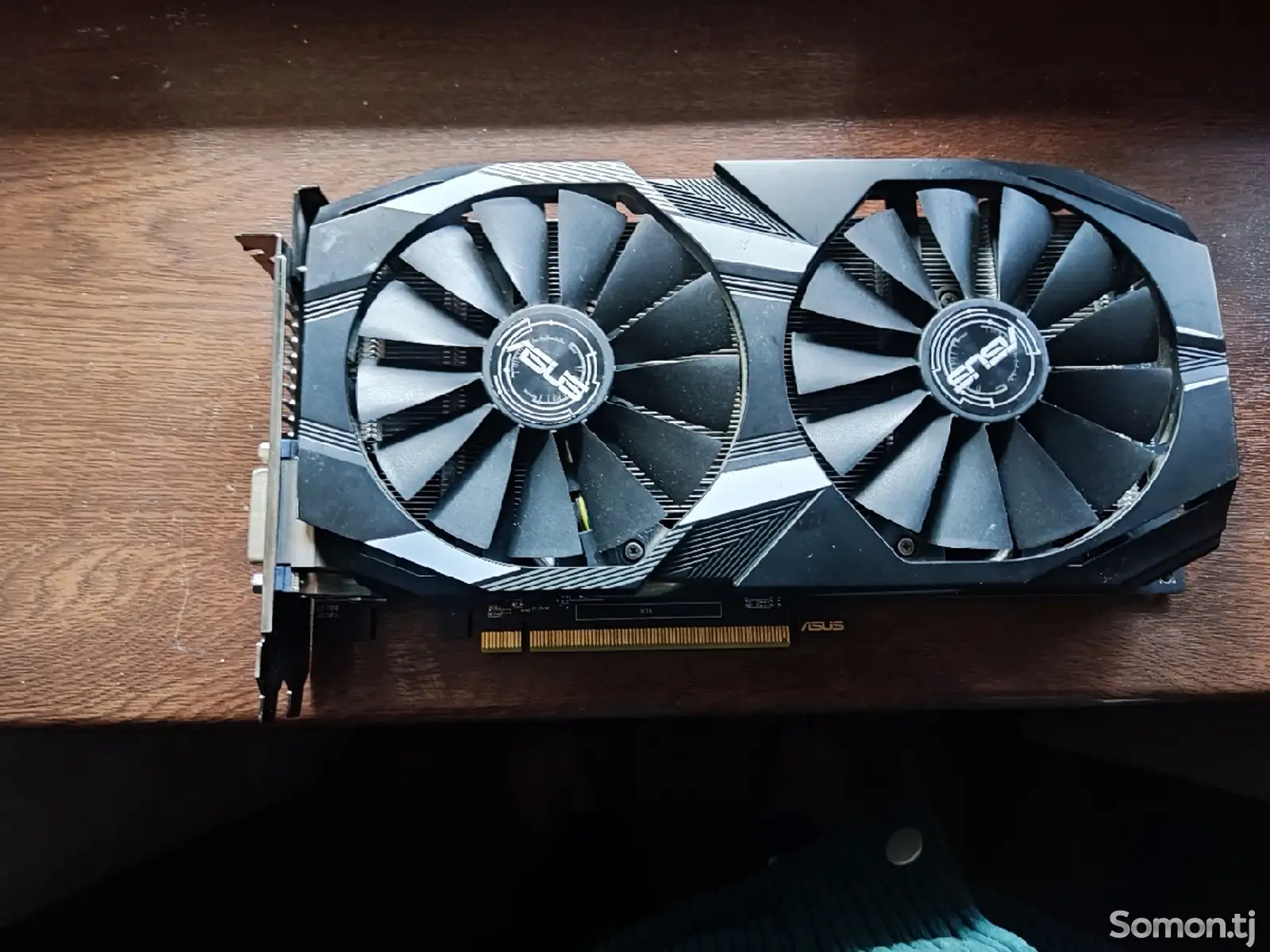 Видеокарта ASUS RX 590 8G 256BIT-1