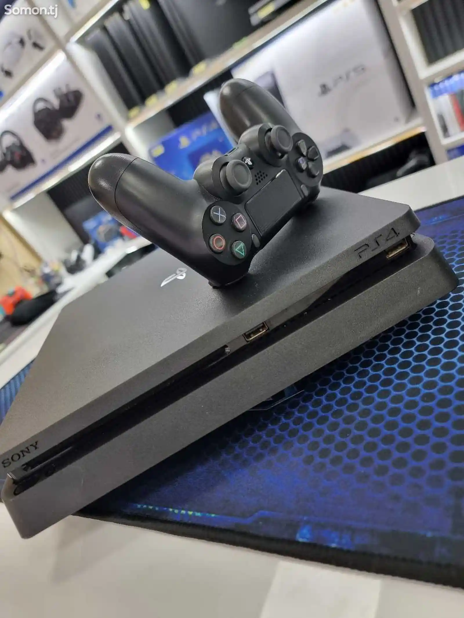 Игровая приставка Playstation 4 PRO + игры-9