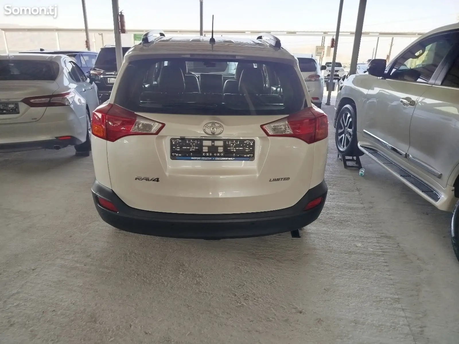 Toyota RAV 4, 2014-4