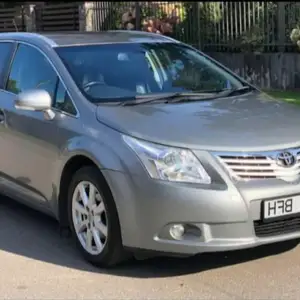 Toyota Avensis, 2011