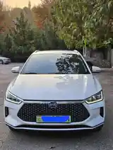 BYD E2, 2022-5