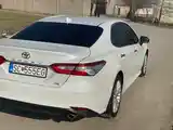 Toyota Camry, 2018-7