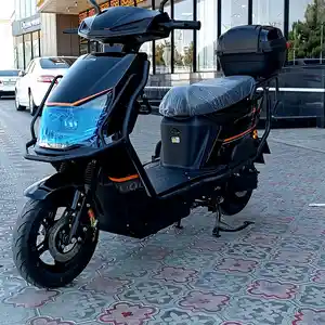 Электронный скутер Honda, 2024