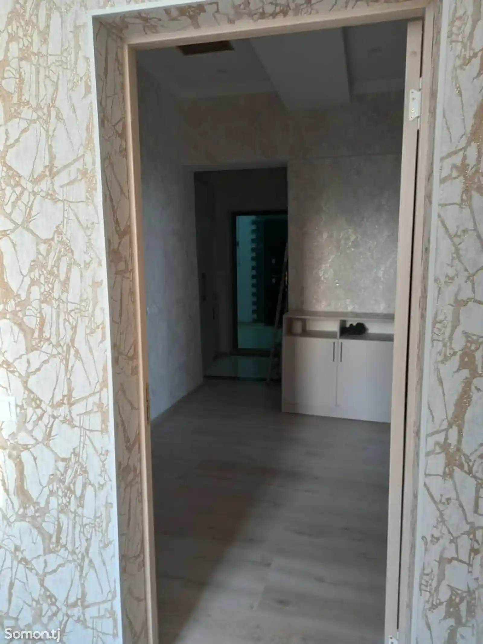 2-комн. квартира, 13 этаж, 80 м², Сино-4