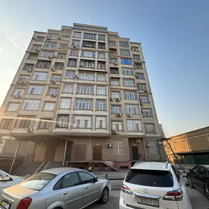 3-комн. квартира, 8 этаж, 82 м², 84мкр