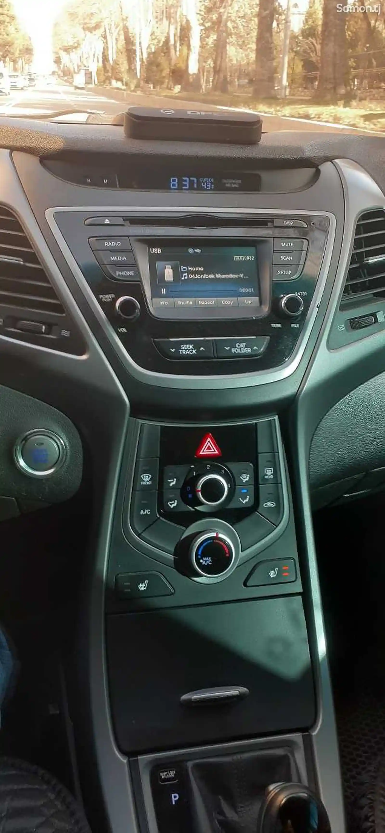 Hyundai Elantra, 2015-9