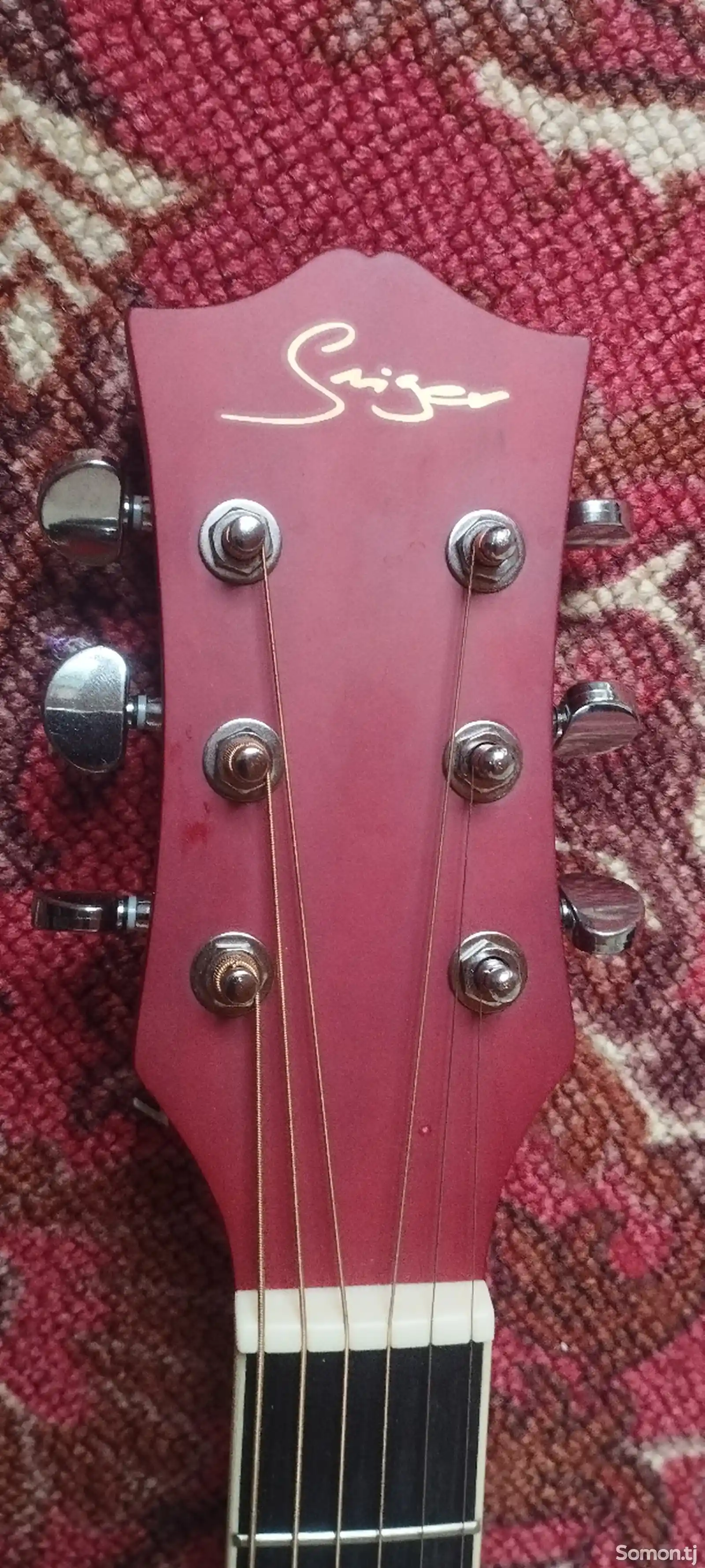 Гитара Yamaha-9