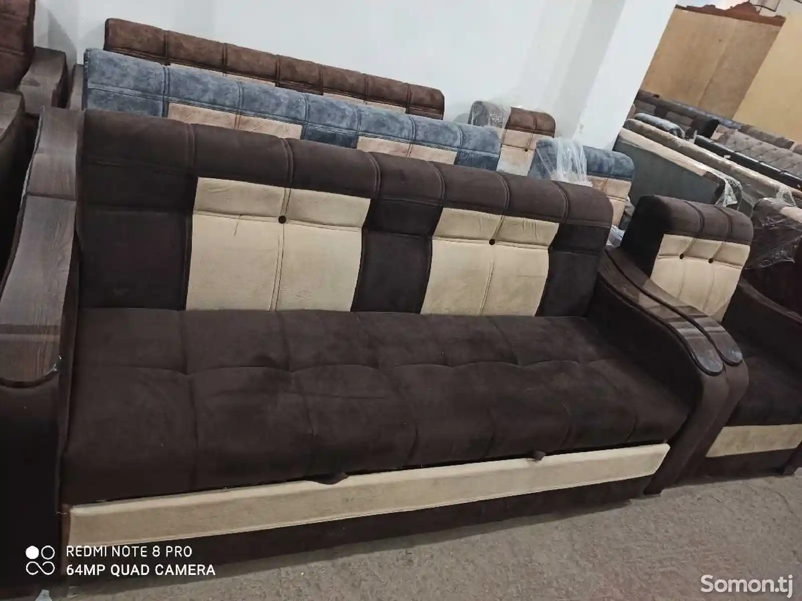 Раскладной диван с креслами-3