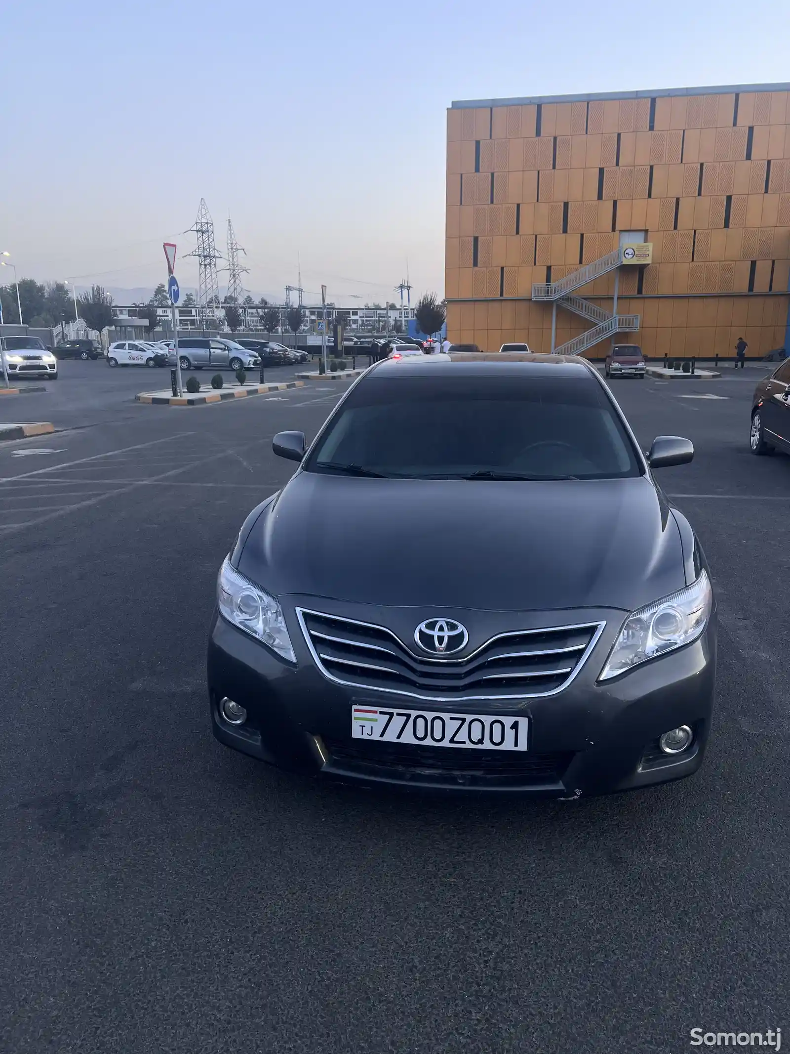 Toyota Camry, 2010-5