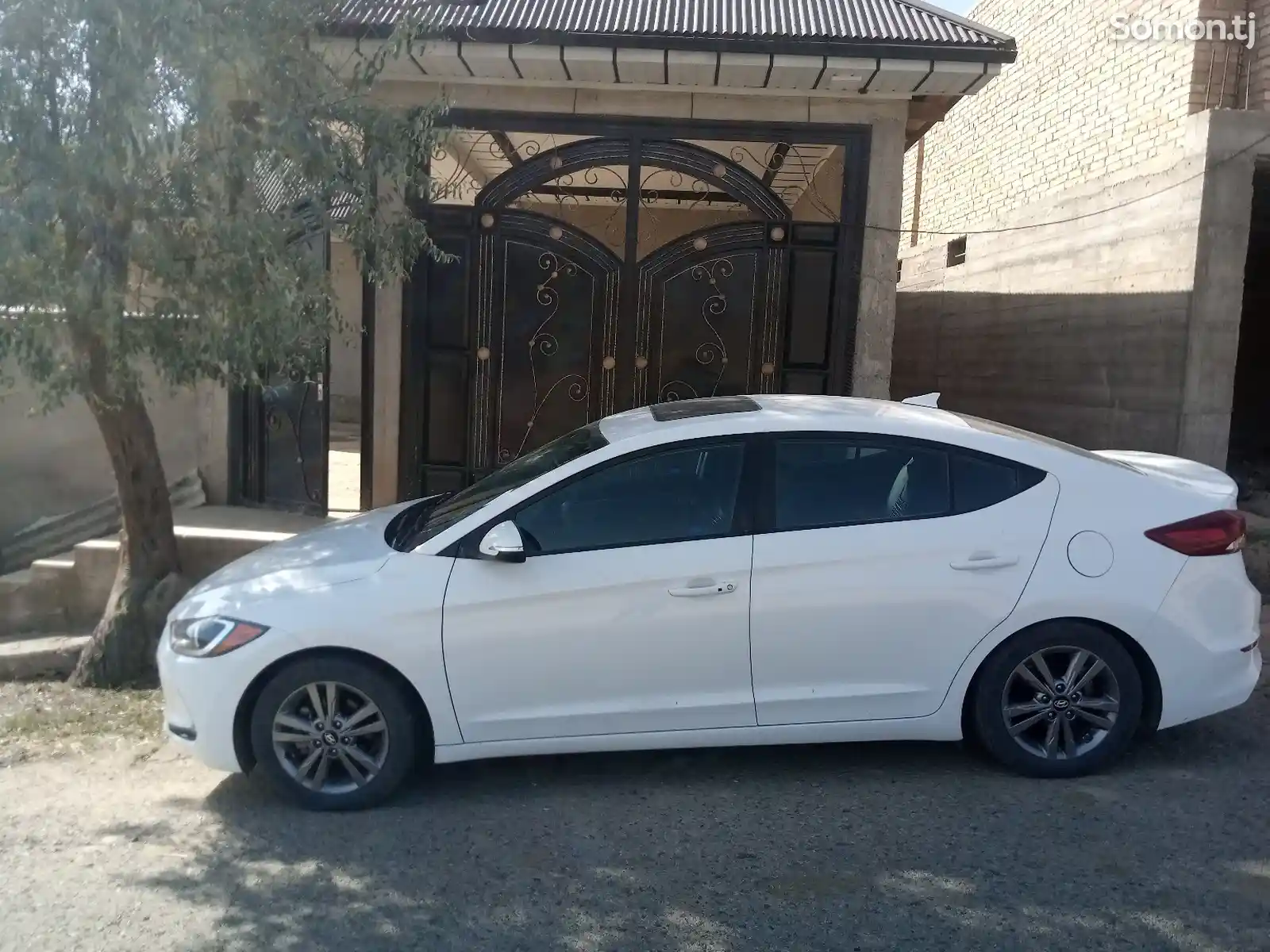 Hyundai Elantra, 2018-6