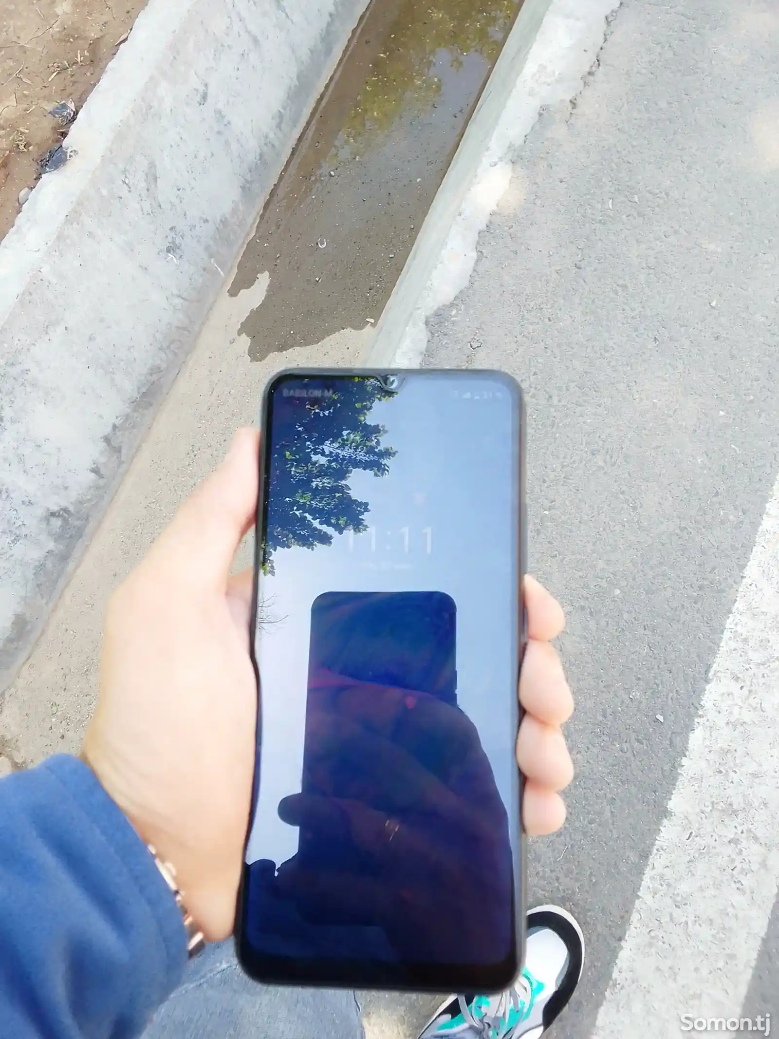 Телефон Realme-3