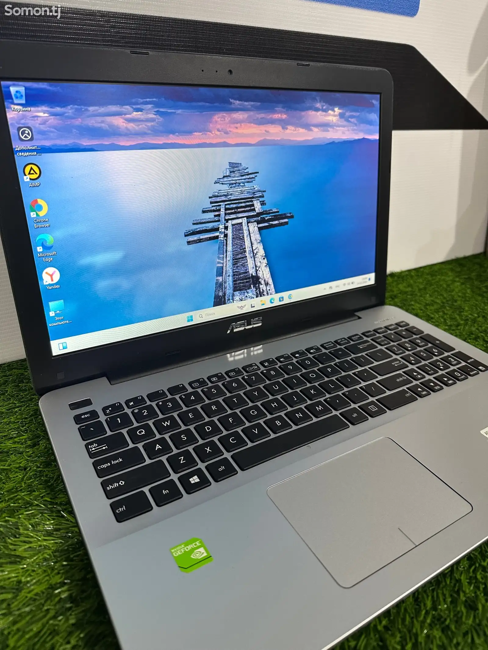 Ноутбук Asus VivoBook-1