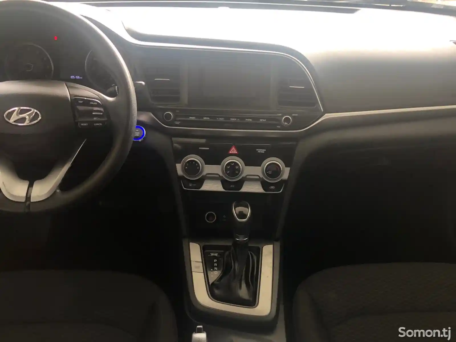 Hyundai Elantra, 2019-3