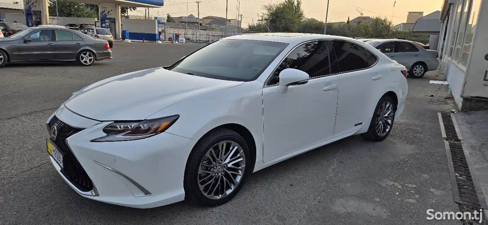 Lexus ES series, 2014-5