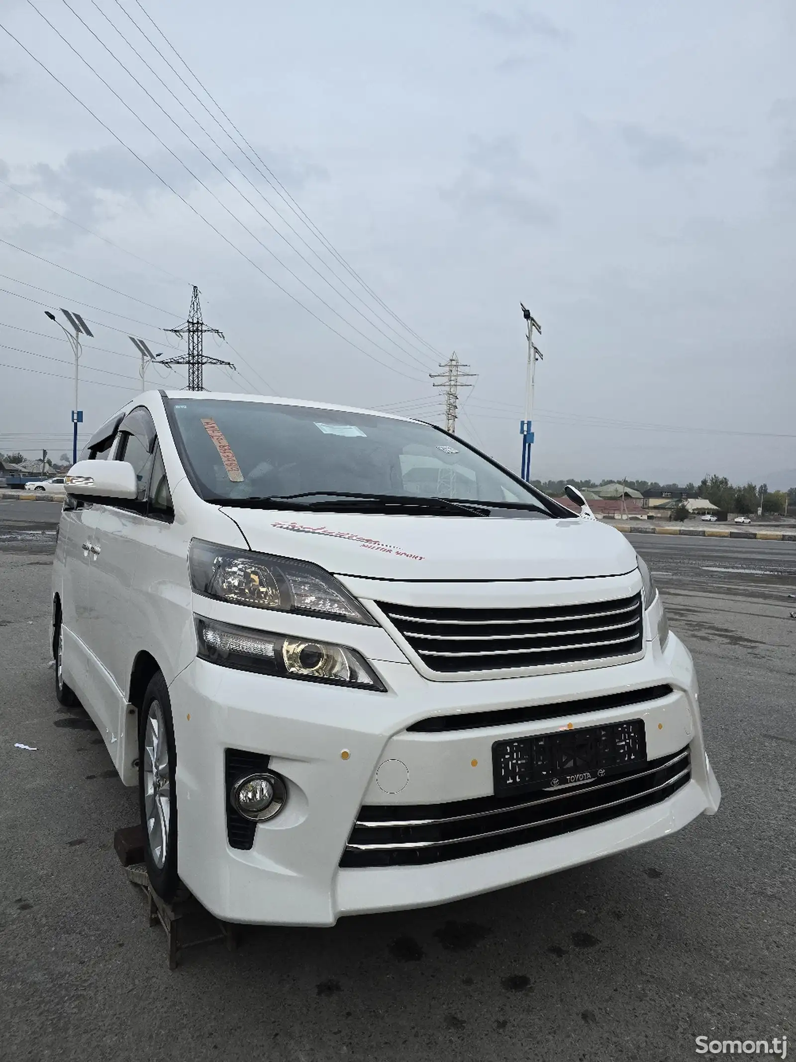 Toyota Vellfire, 2014-2