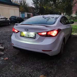 Hyundai Elantra, 2014