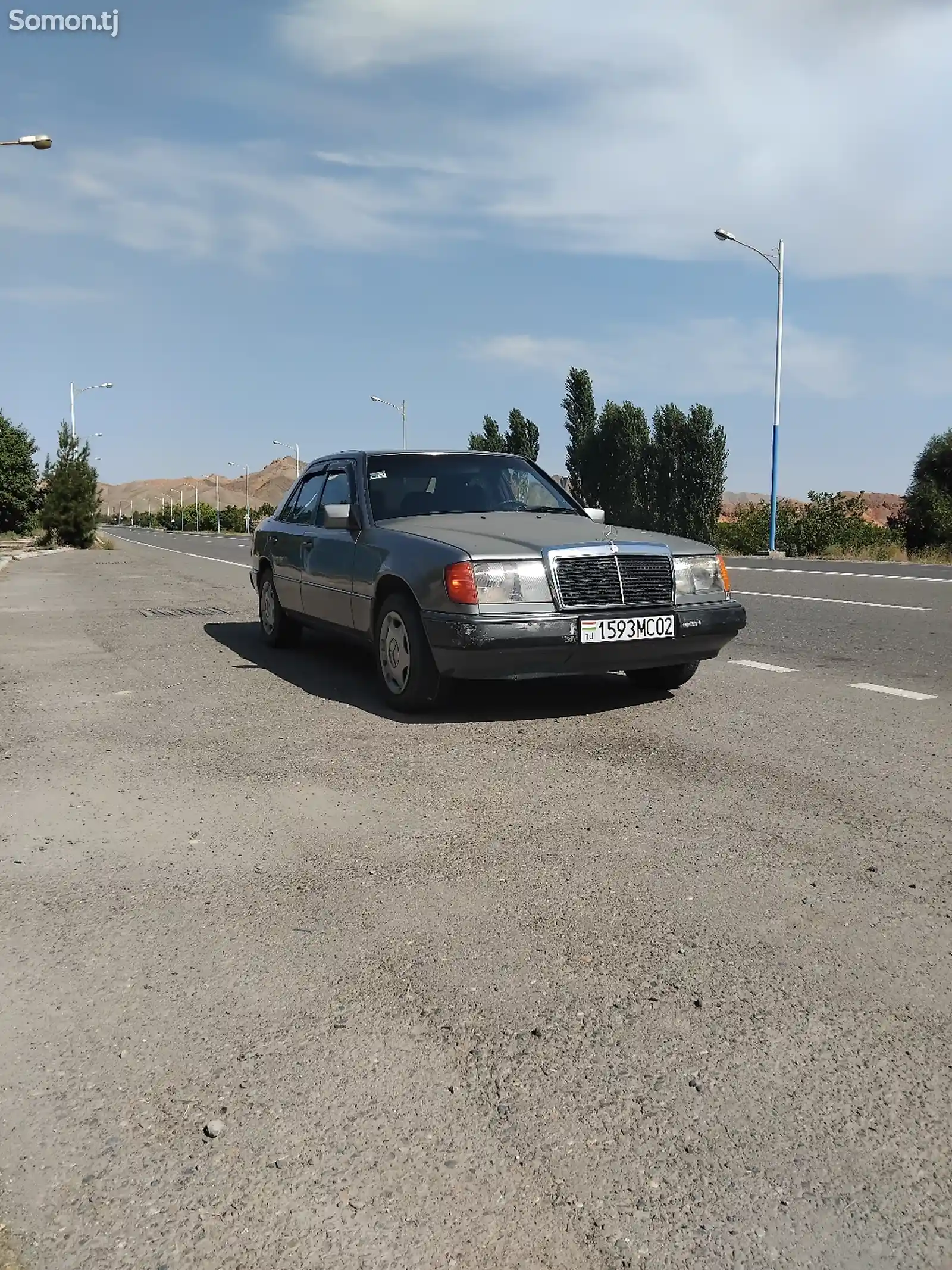 Mercedes-Benz W124, 1992-5