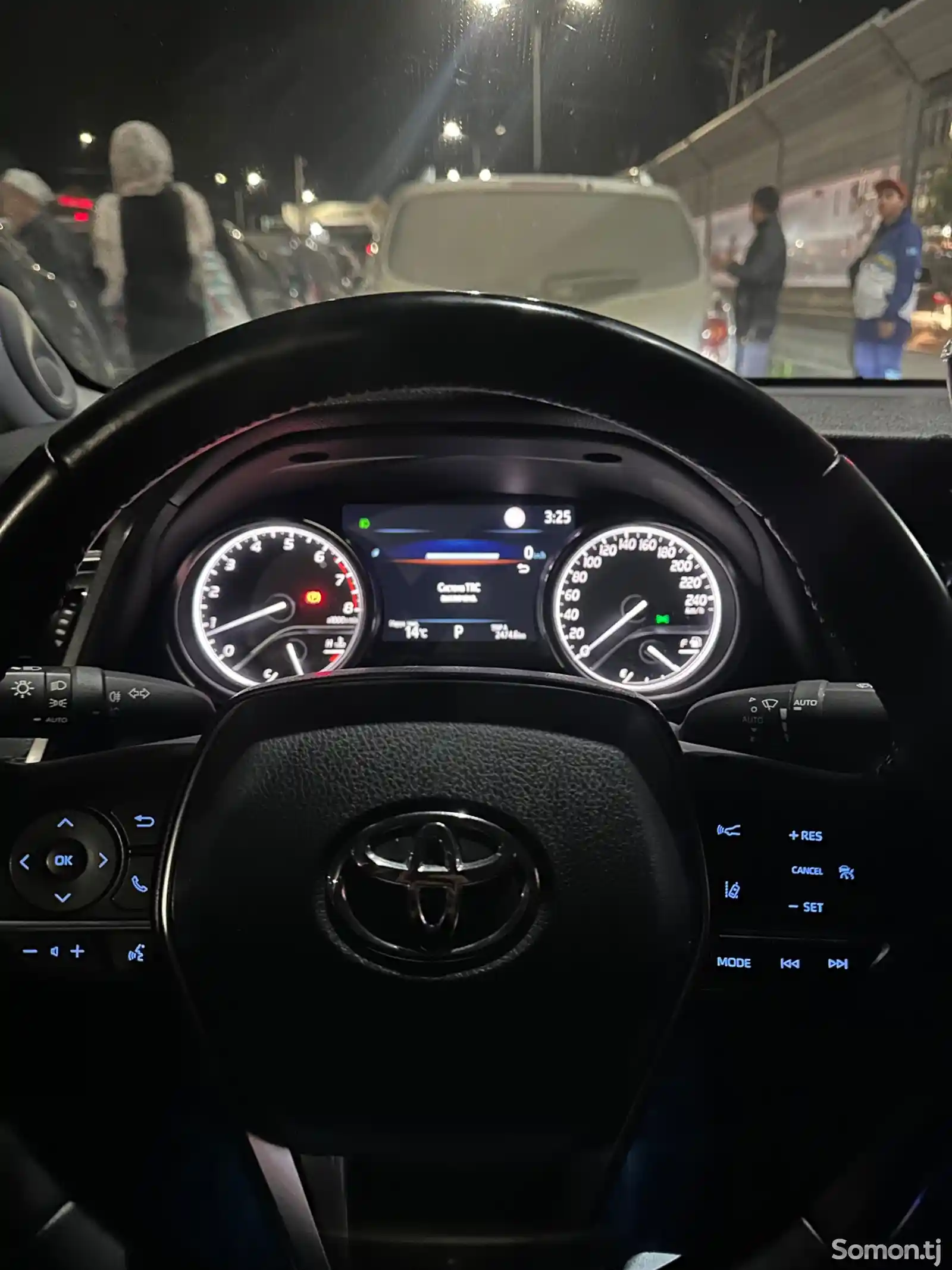 Toyota Camry, 2021-16