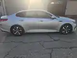 Kia Optima, 2019-3