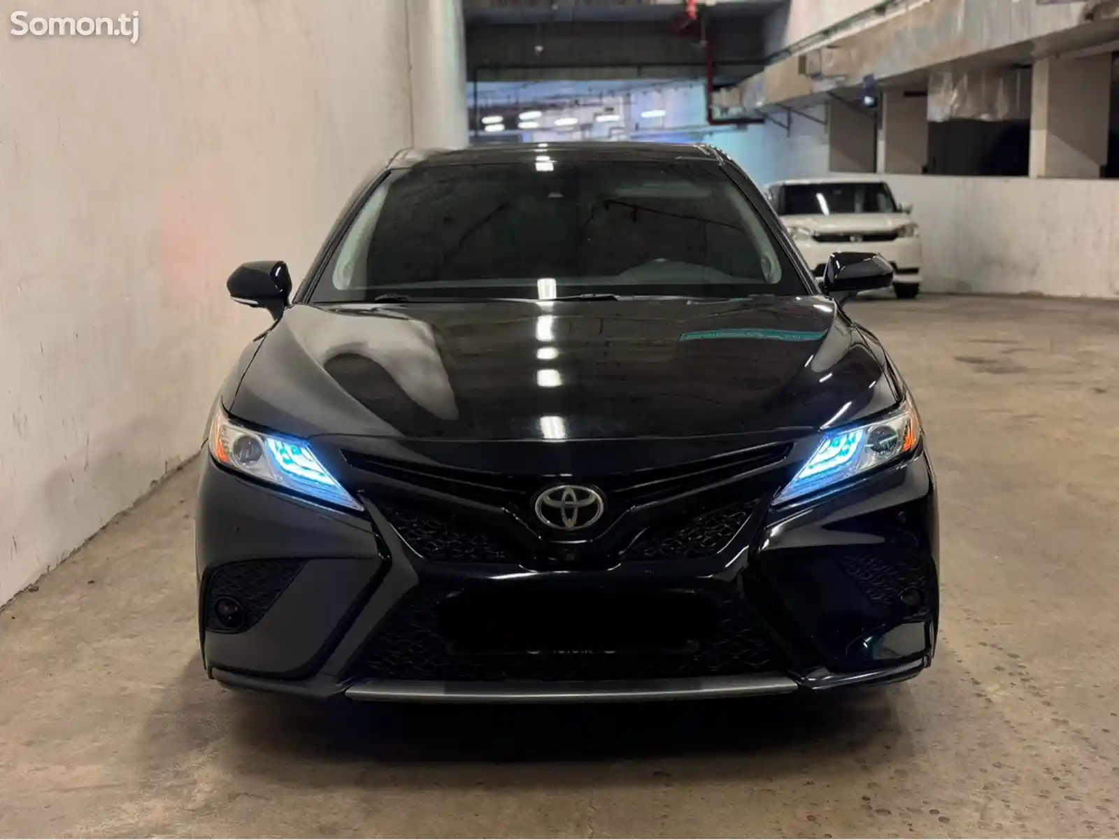 Toyota Camry, 2018-3