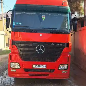 Контейнеровоз Mercedes-Benz Actros,2008