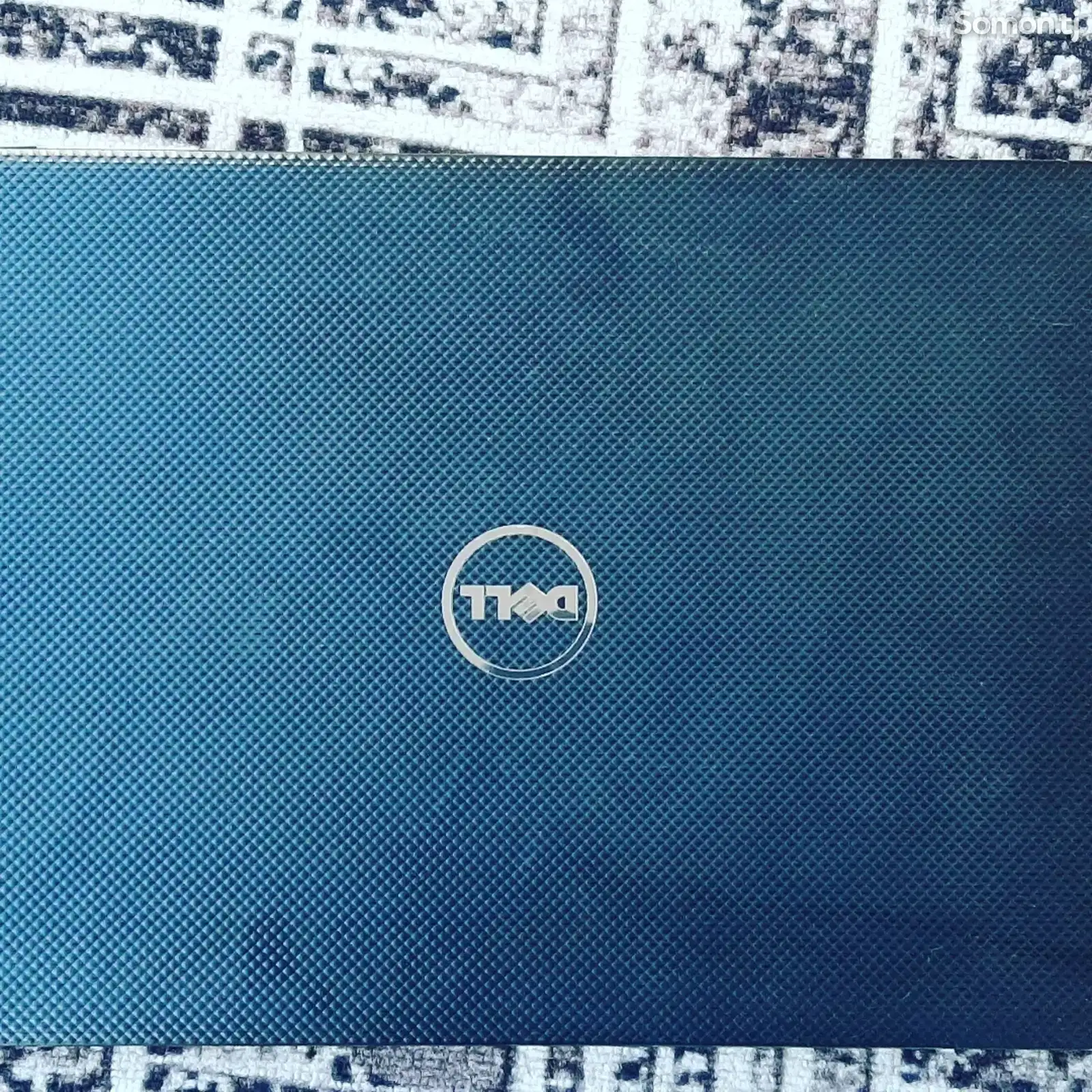 Ноутбук Dell-3