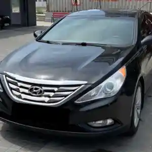 Лобовое стекло от Hyundai Sonata 2011