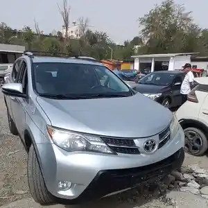 Toyota RAV 4, 2015