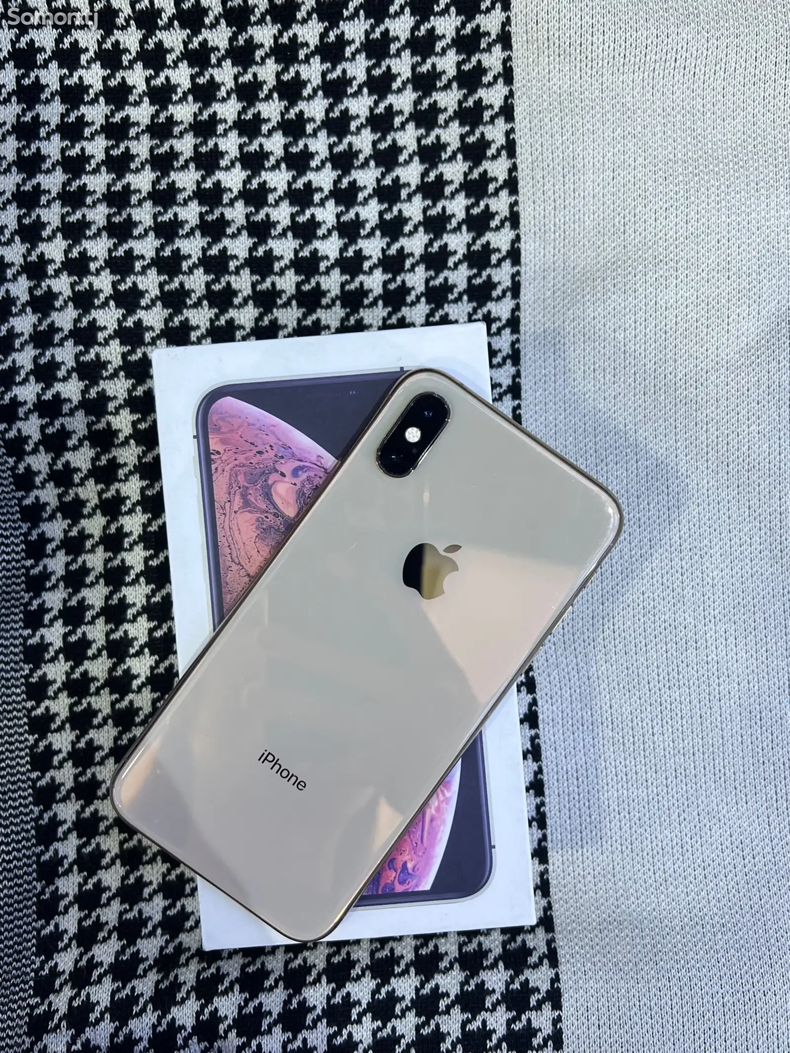 Apple iPhone Xs, 256 gb, Gold-1