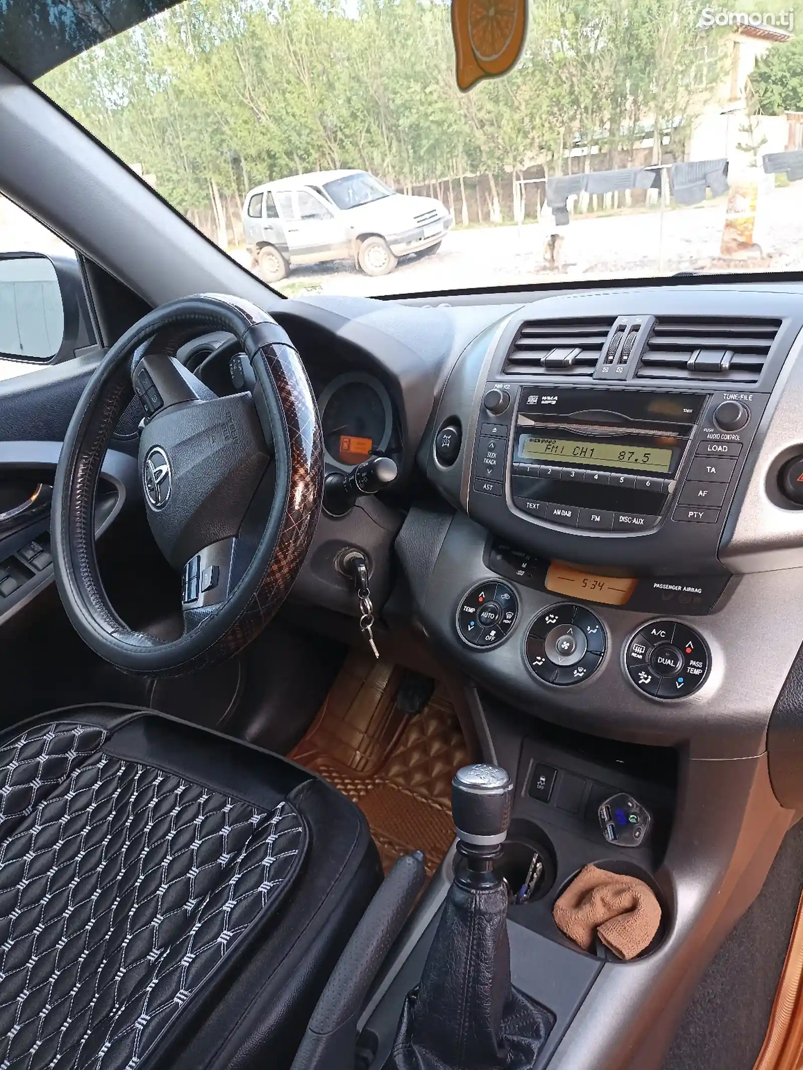 Toyota RAV 4, 2011-10